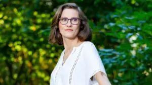 Mehr über den Artikel erfahren Den Kinderwunsch loslassen: Zwischen Hoffnung, Verlust und Neubeginn